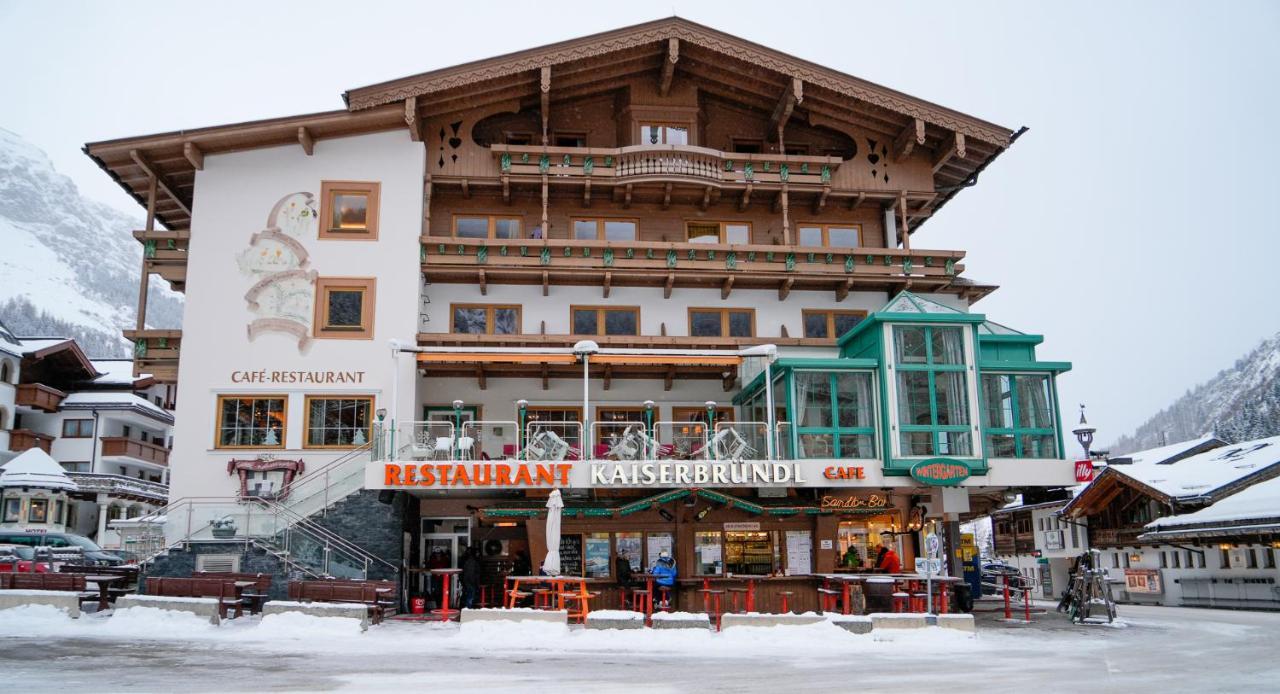 Hotel NeuhinterТукс Екстериор снимка