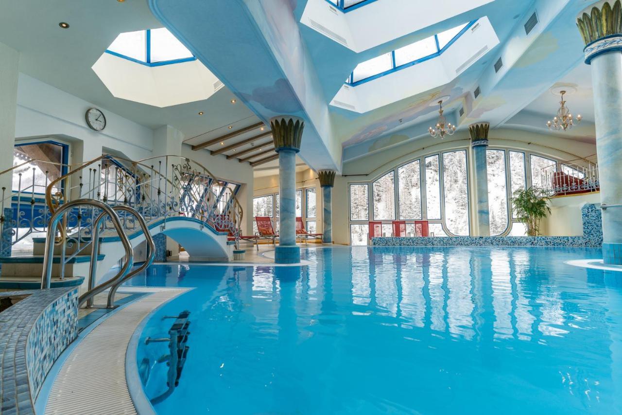 Hotel NeuhinterТукс Екстериор снимка