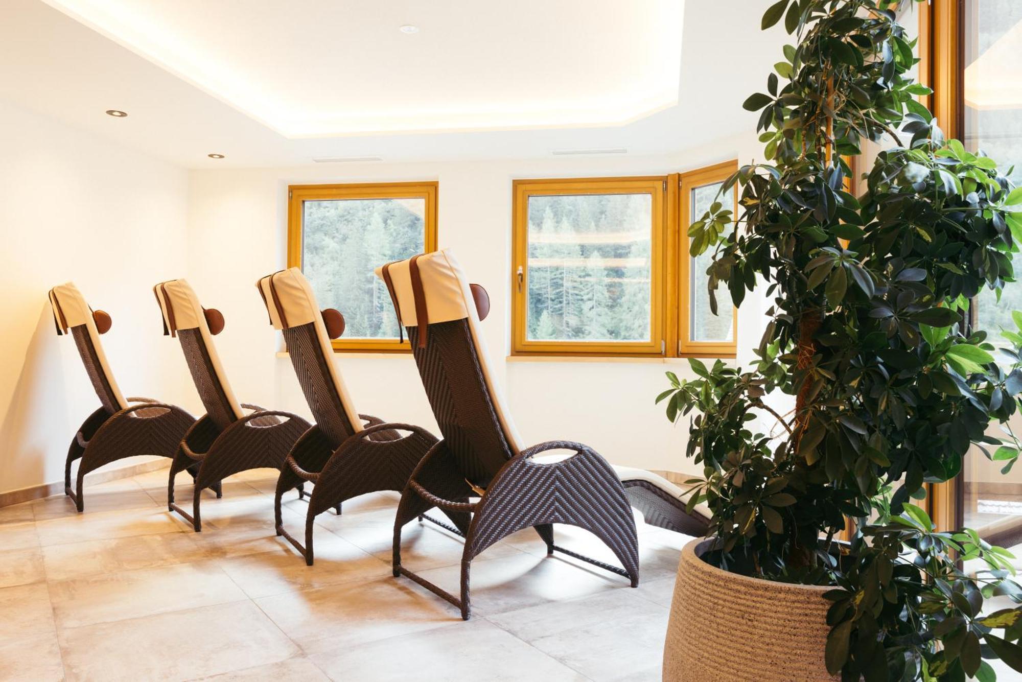 Hotel NeuhinterТукс Екстериор снимка